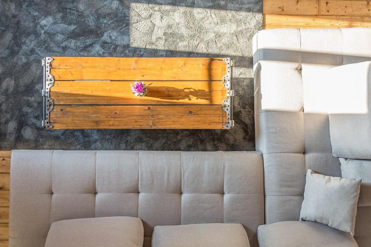 Pomegranate Suites Kavála Eksteriør bilde