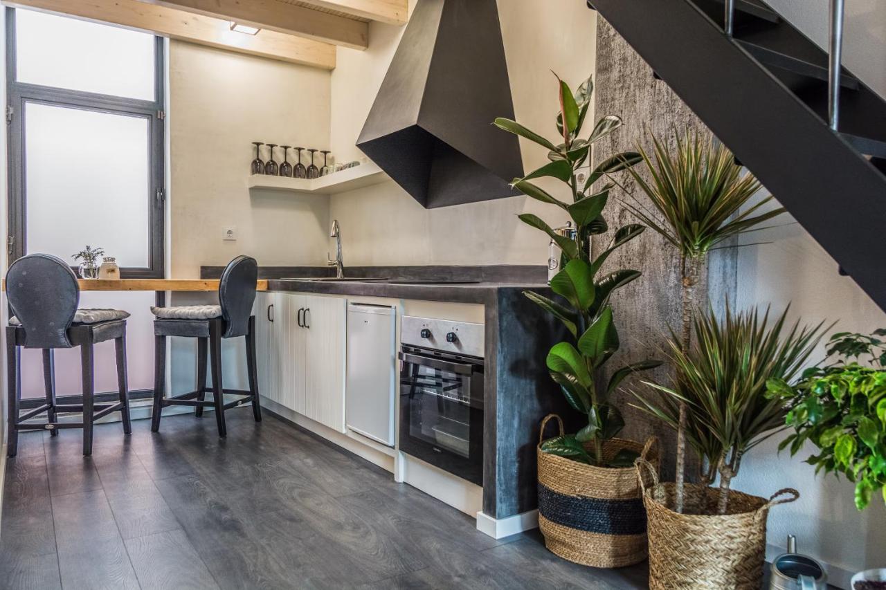 Pomegranate Suites Kavála Eksteriør bilde