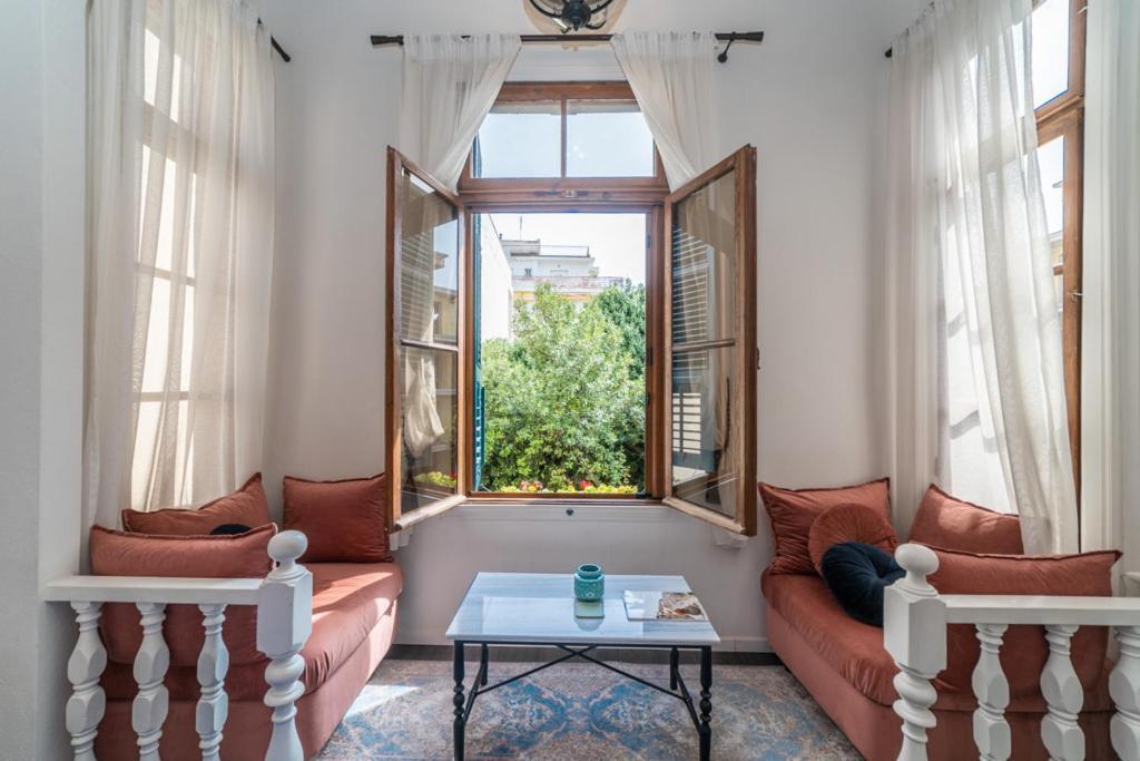 Pomegranate Suites Kavála Eksteriør bilde