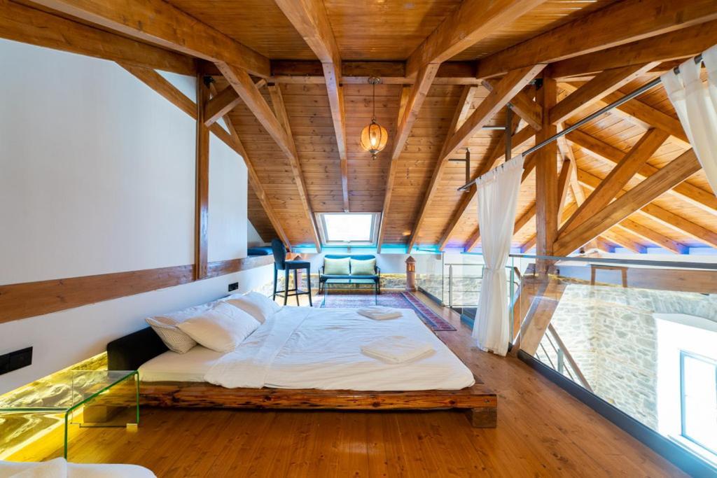 Pomegranate Suites Kavála Eksteriør bilde