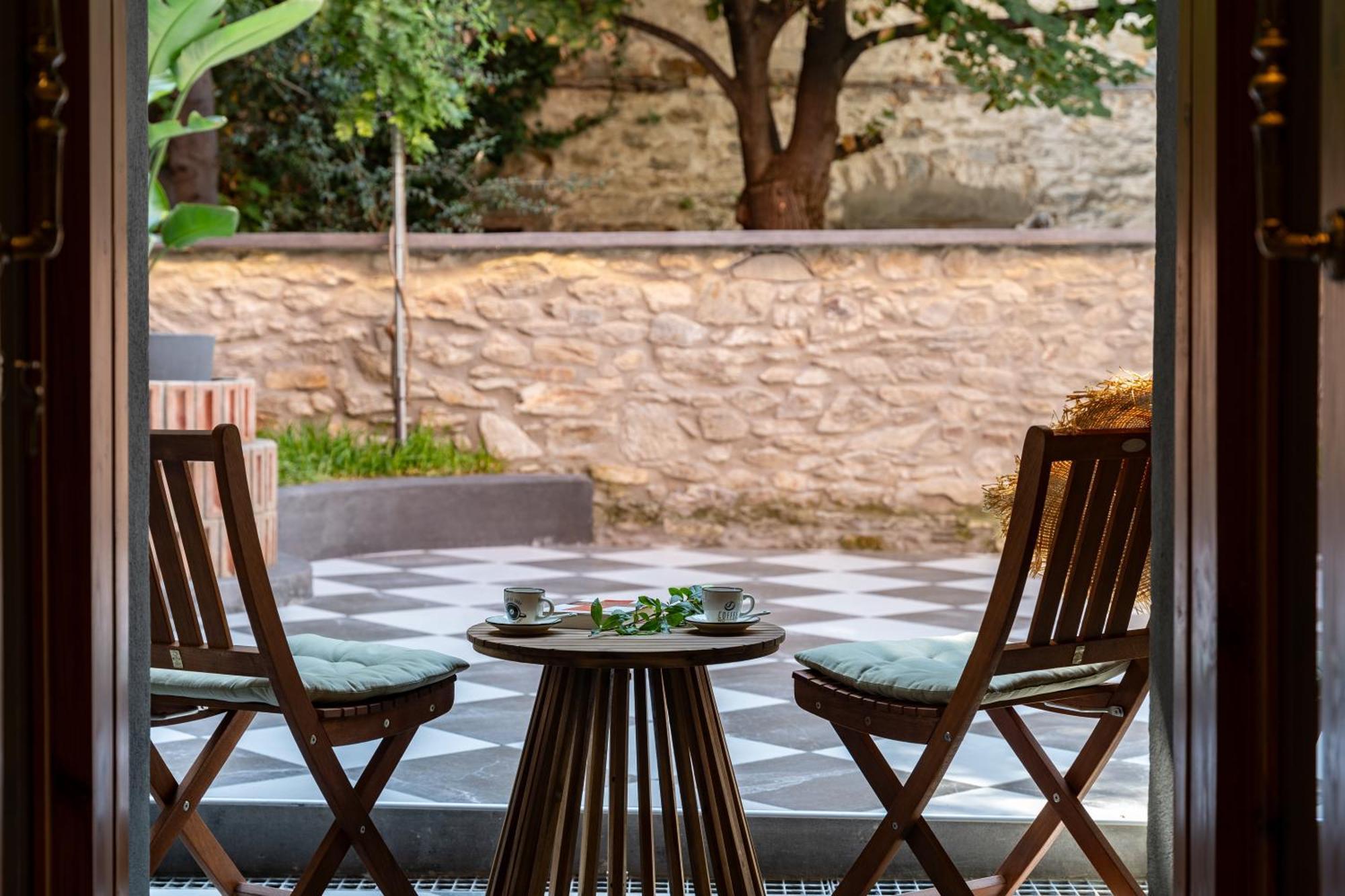 Pomegranate Suites Kavála Eksteriør bilde
